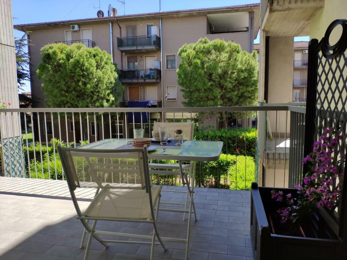 Bed & Smile Apartment Valeggio sul Mincio Exterior photo