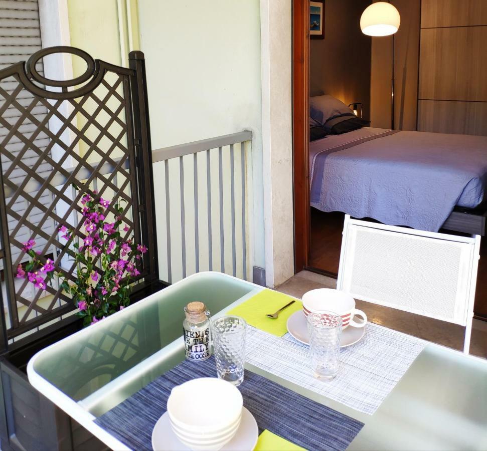 Bed & Smile Apartment Valeggio sul Mincio Exterior photo