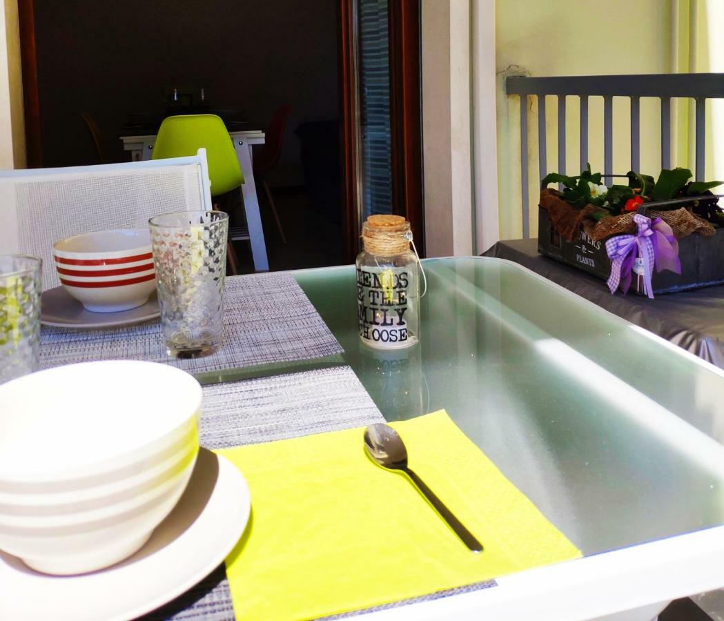 Bed & Smile Apartment Valeggio sul Mincio Exterior photo